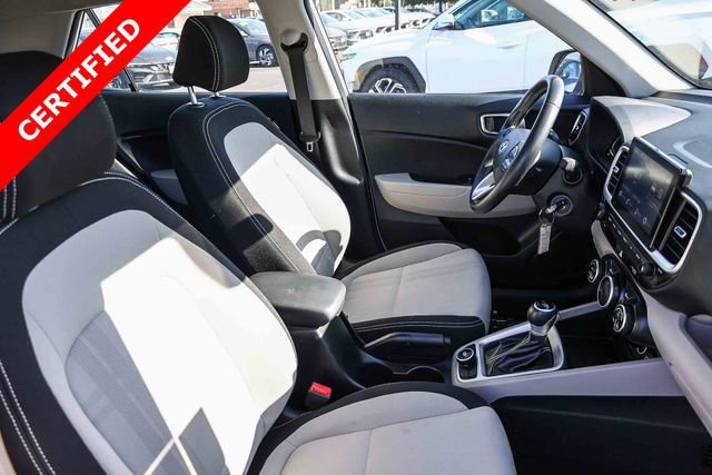 Certified 2023 Hyundai Venue SEL image 17