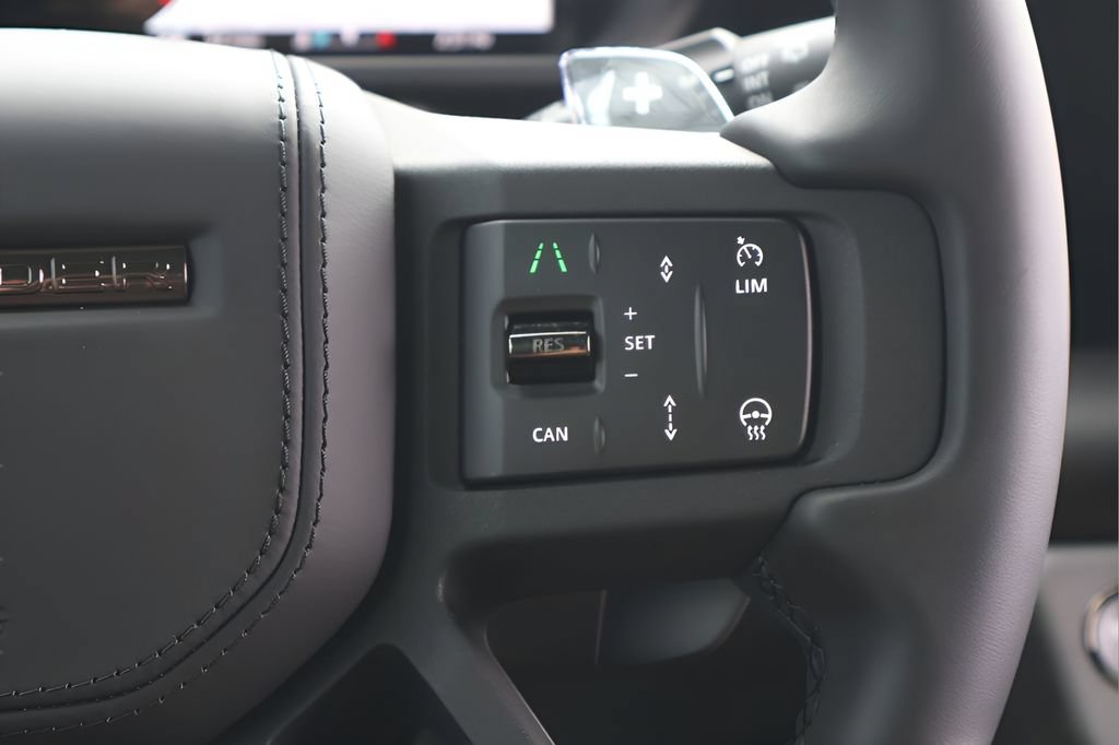 New 2026 Land Rover Defender 110 OCTA AWD/4WD image 20
