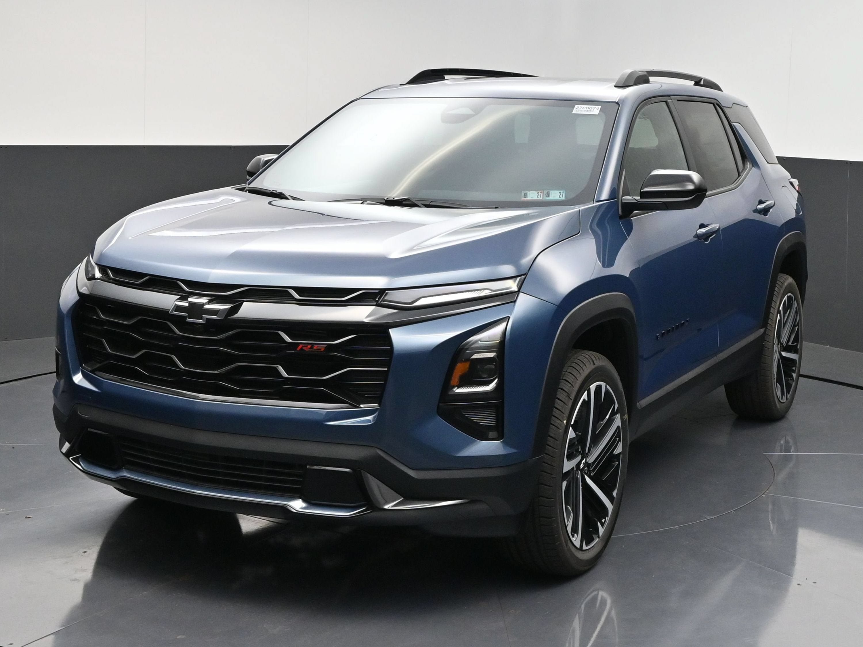 New 2027 Chevrolet Equinox RS w/ Convenience Package III FWD image 4