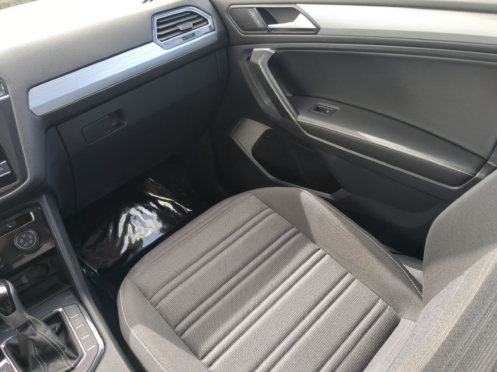 Certified 2024 Volkswagen Tiguan S FWD image 14
