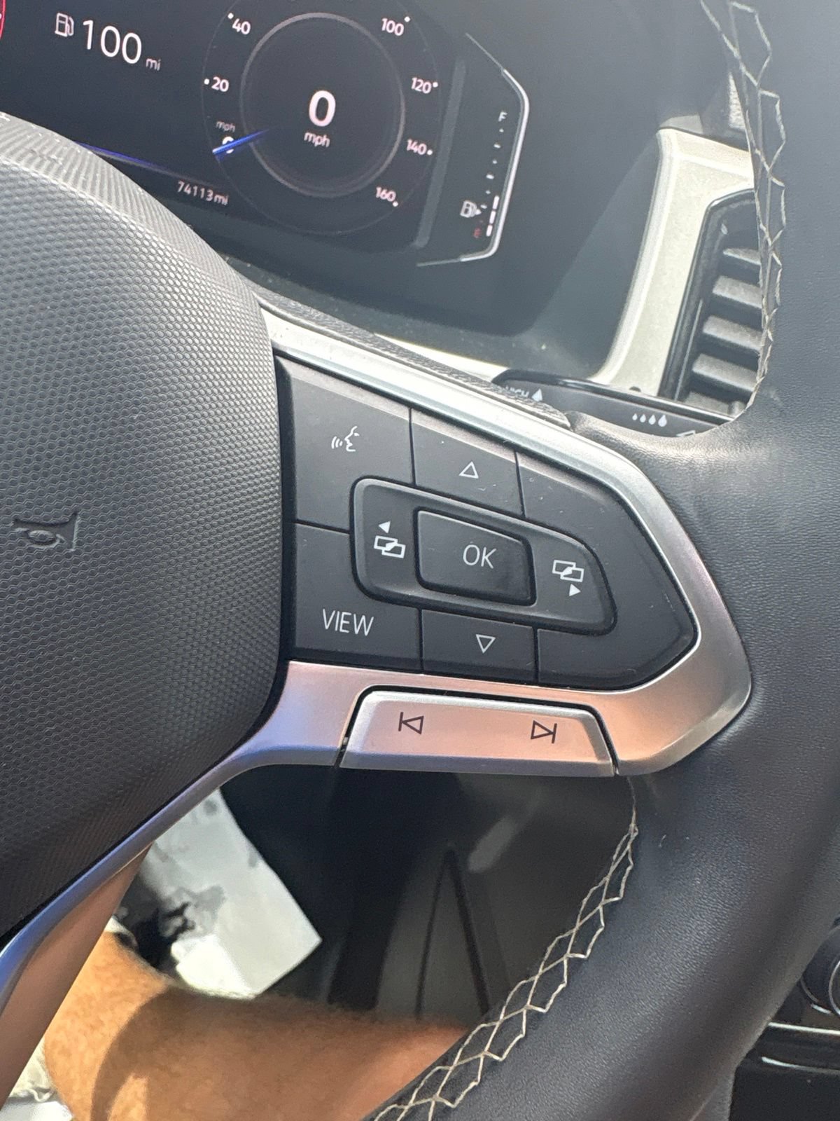 Used 2022 Volkswagen Atlas Cross Sport SE w/ Panoramic Sunroof Package AWD/4WD image 22
