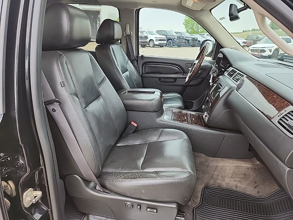 Used 2011 GMC Sierra 1500 Denali AWD/4WD image 38