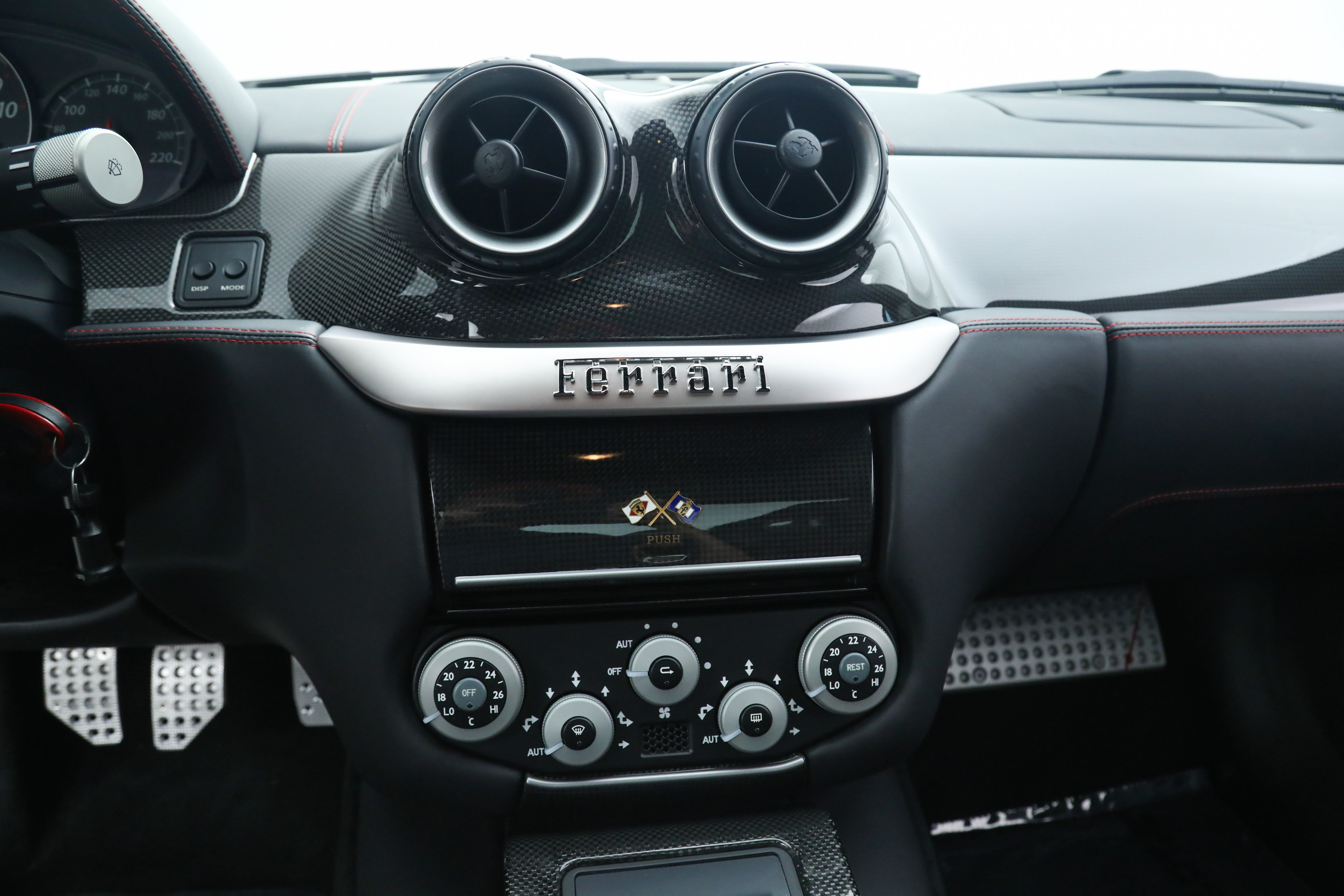 Used 2009 Ferrari 599 GTB Fiorano RWD image 33