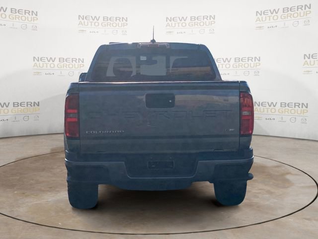 Used 2022 Chevrolet Colorado Z71 AWD/4WD image 4