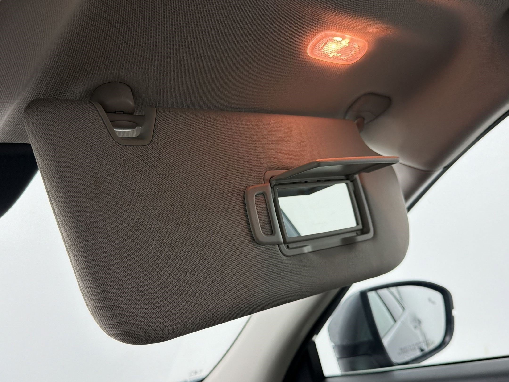 Used 2024 Nissan Pathfinder SV FWD image 23
