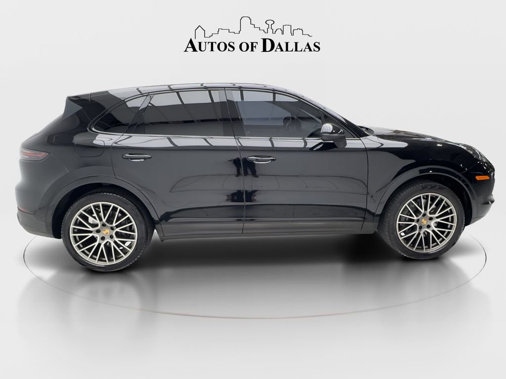 Used 2023 Porsche Cayenne Platinum Edition image 6