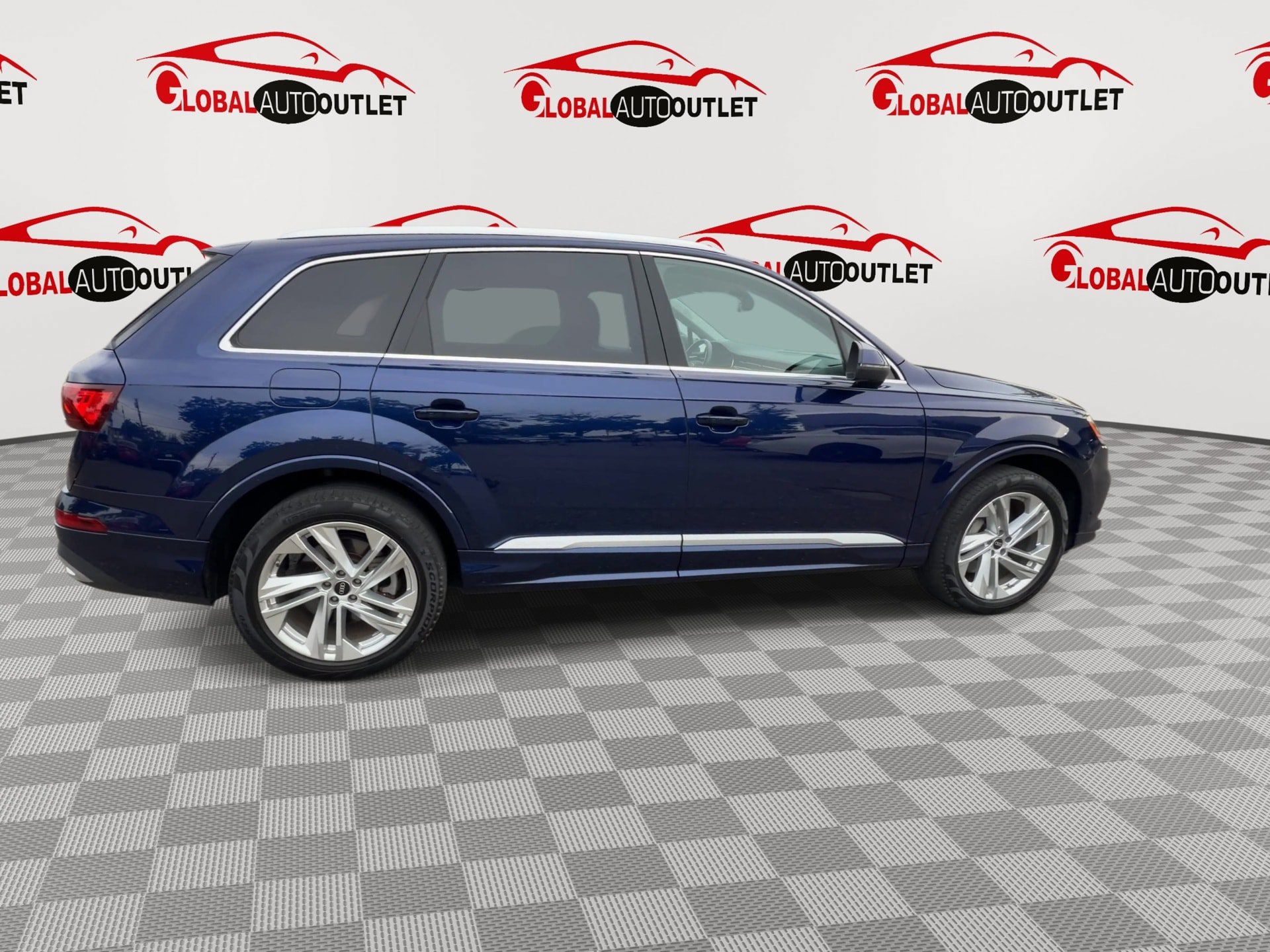 Used 2023 Audi Q7 3.0T Premium Plus w/ Premium Plus Package AWD/4WD image 8
