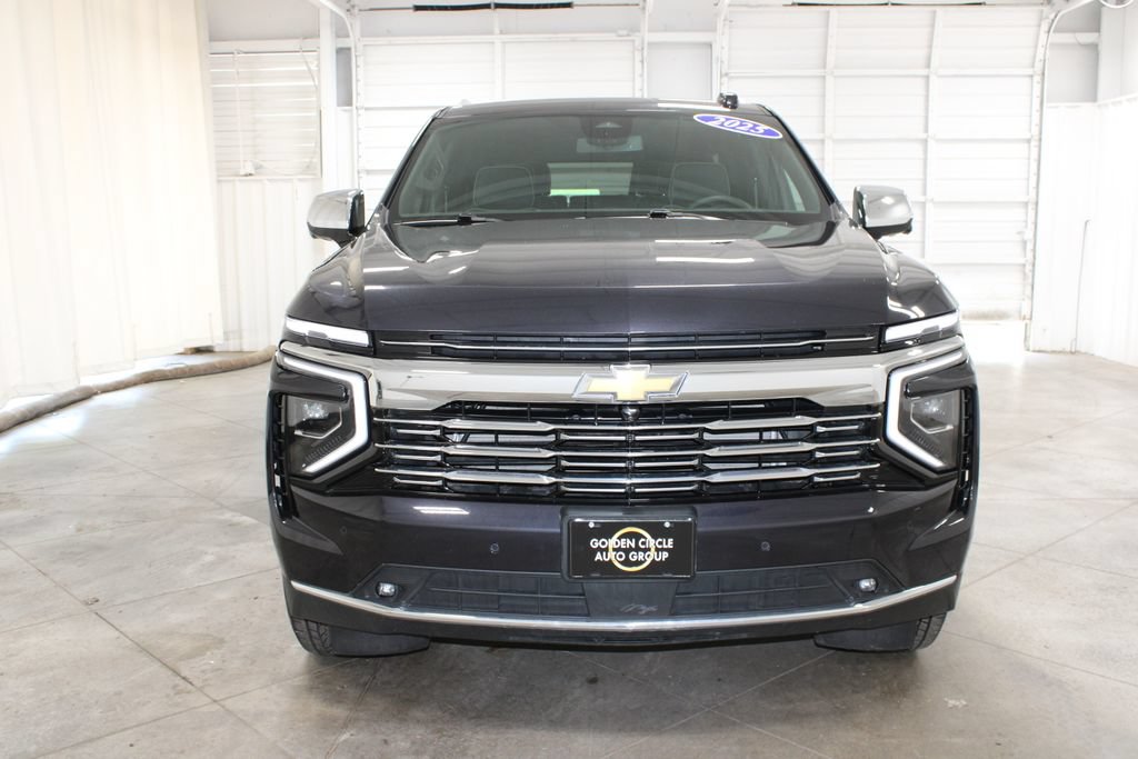 Used 2025 Chevrolet Tahoe Premier RWD image 3