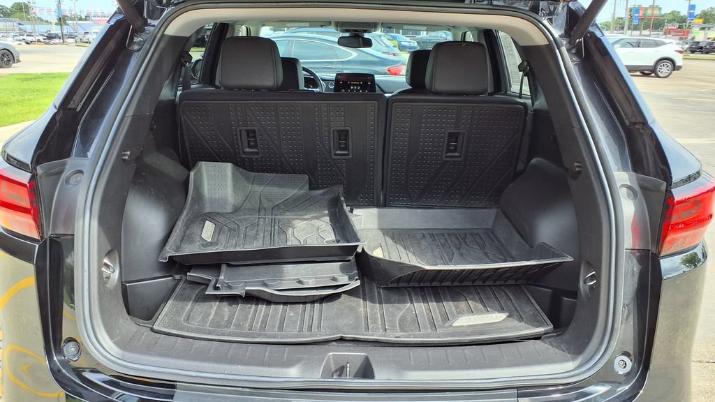 Used 2024 Chevrolet Blazer LT w/ LPO, Floor Liner Package FWD image 14