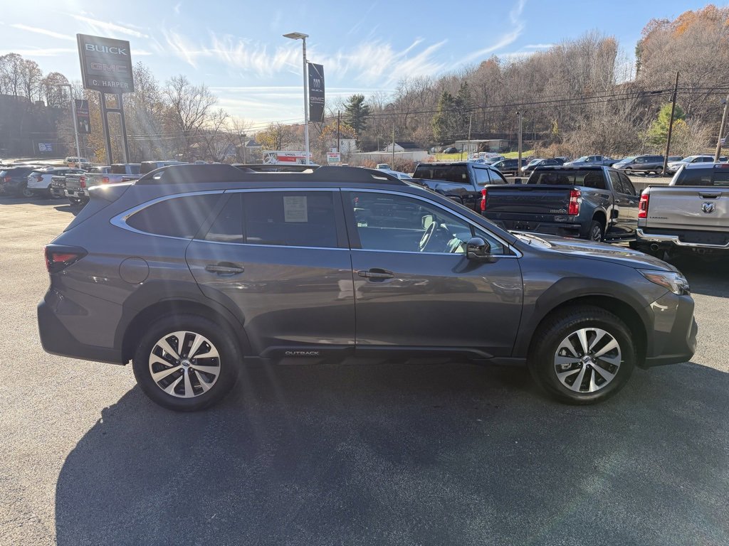 Used 2025 Subaru Outback Premium w/ Popular Package #1 image 2