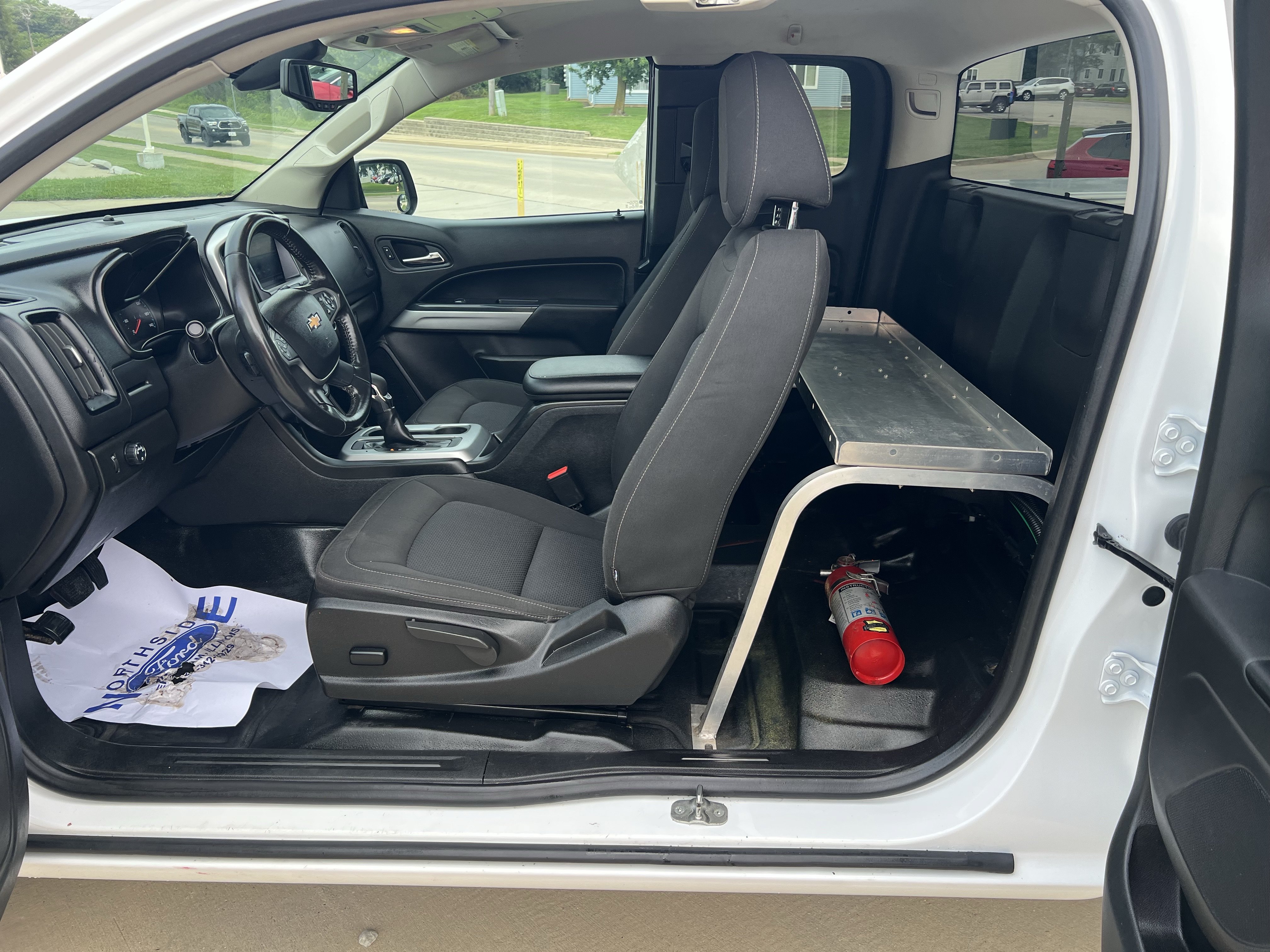 Used 2022 Chevrolet Colorado LT w/ Fleet Safety Package RWD image 16