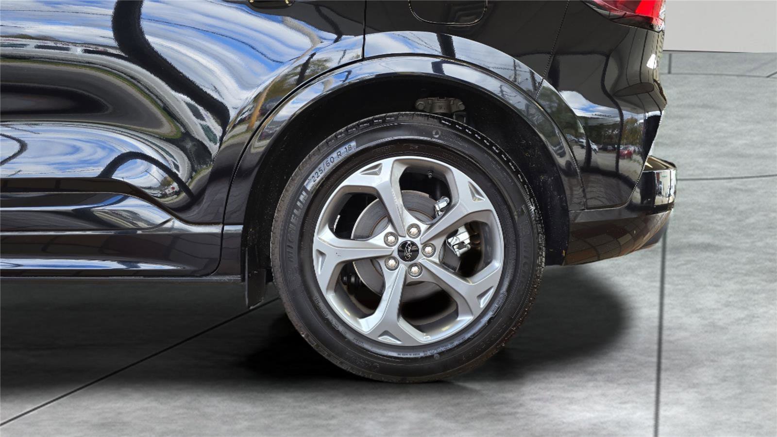 Used 2024 Ford Escape ST-Line w/ Tech Pack #1 image 28