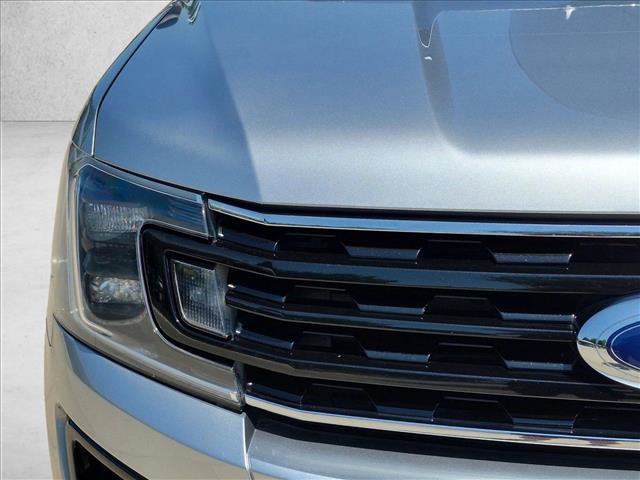 Used 2020 Ford Expedition Limited w/ Equipment Group 303A AWD/4WD image 12