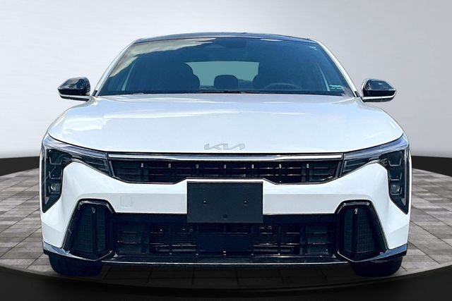 Certified 2025 Kia K4 GT-Line w/ GT-Line Premium Package FWD image 2