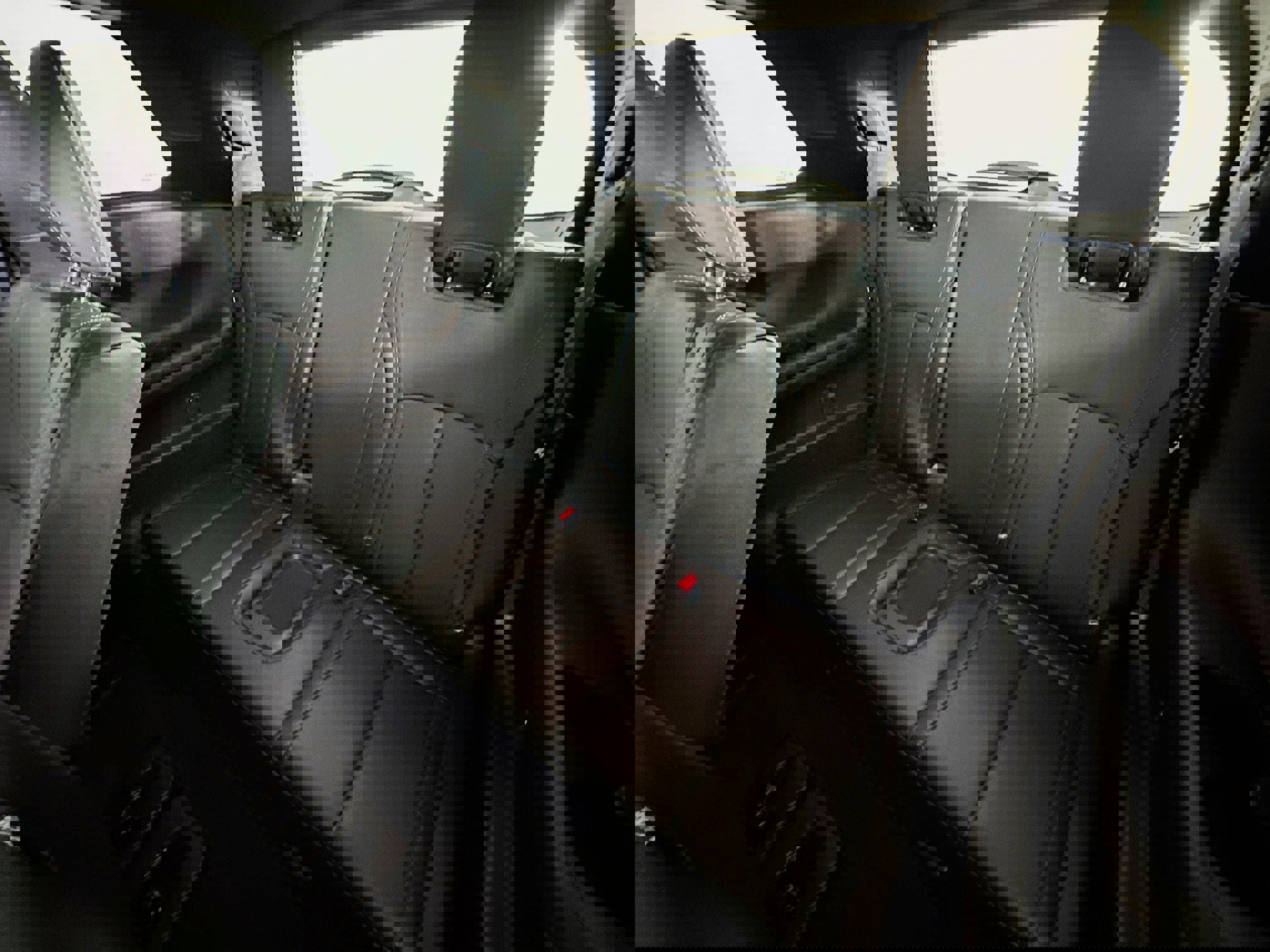 Used 2025 INFINITI QX60 Luxe w/ Black Edition image 24