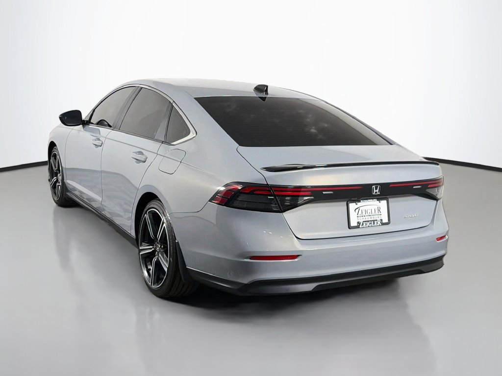 Used 2025 Honda Accord Sport image 5