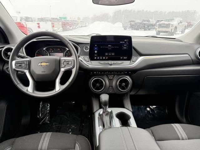 Certified 2025 Chevrolet Blazer LT image 24