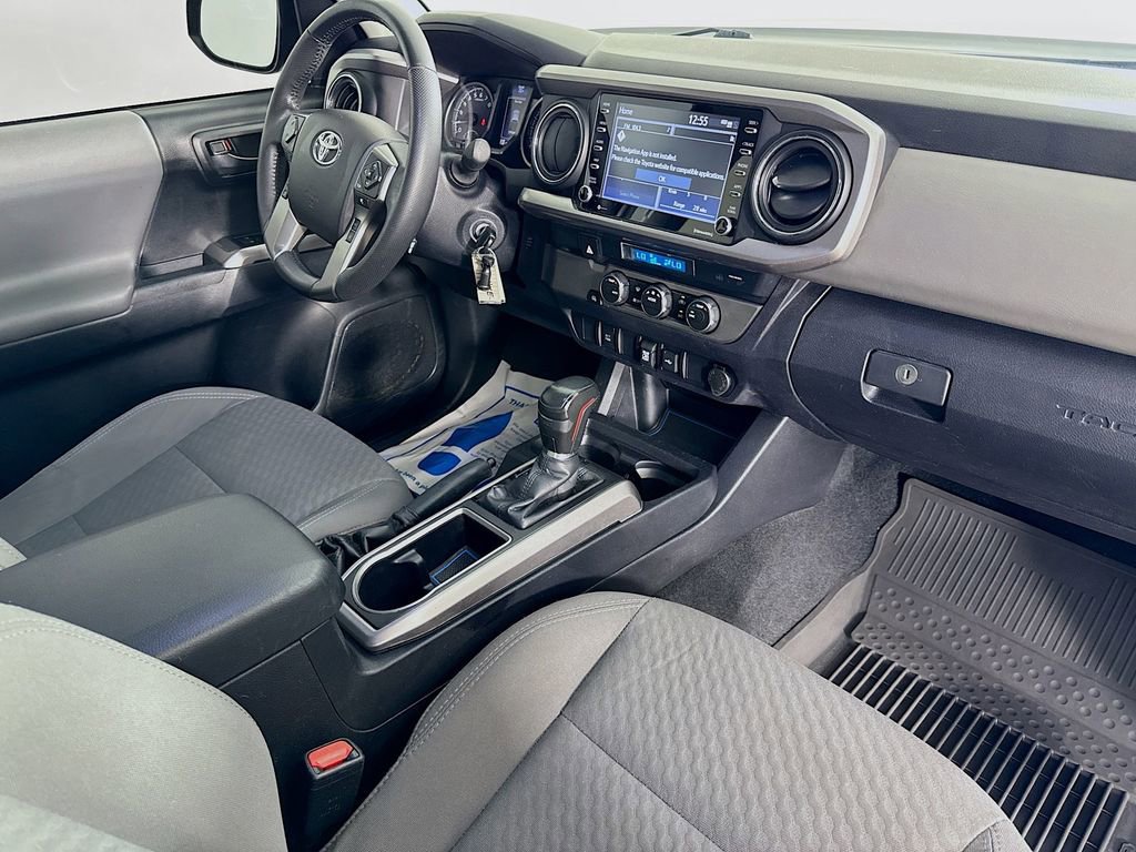 Used 2022 Toyota Tacoma SR5 RWD image 34