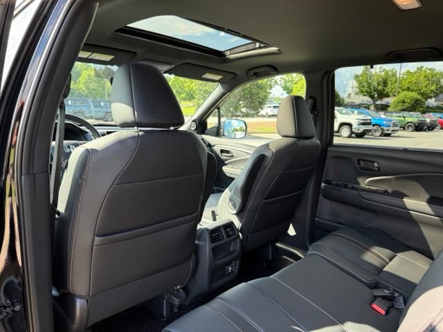 Used 2023 Honda Passport TrailSport image 28
