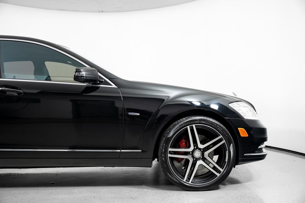 Used 2012 Mercedes-Benz S 550 image 4