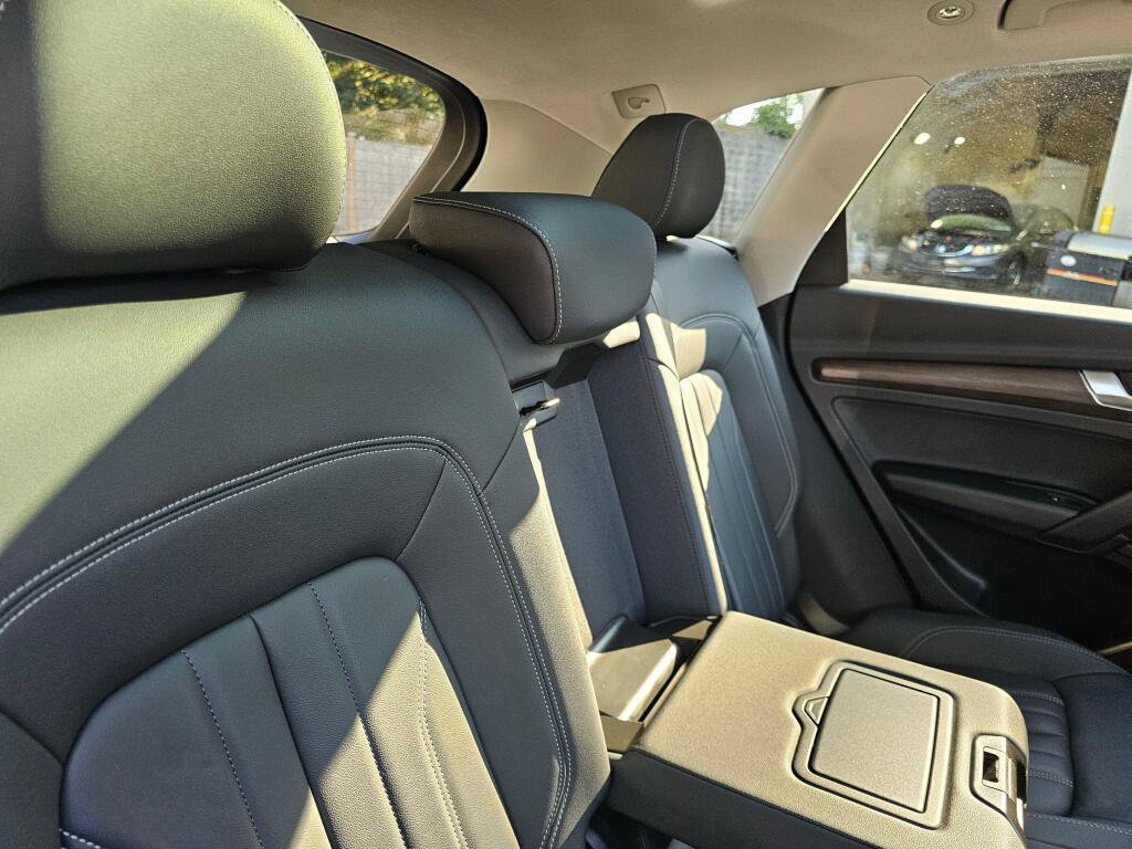 Used 2023 Audi Q5 2.0T Premium AWD/4WD image 12