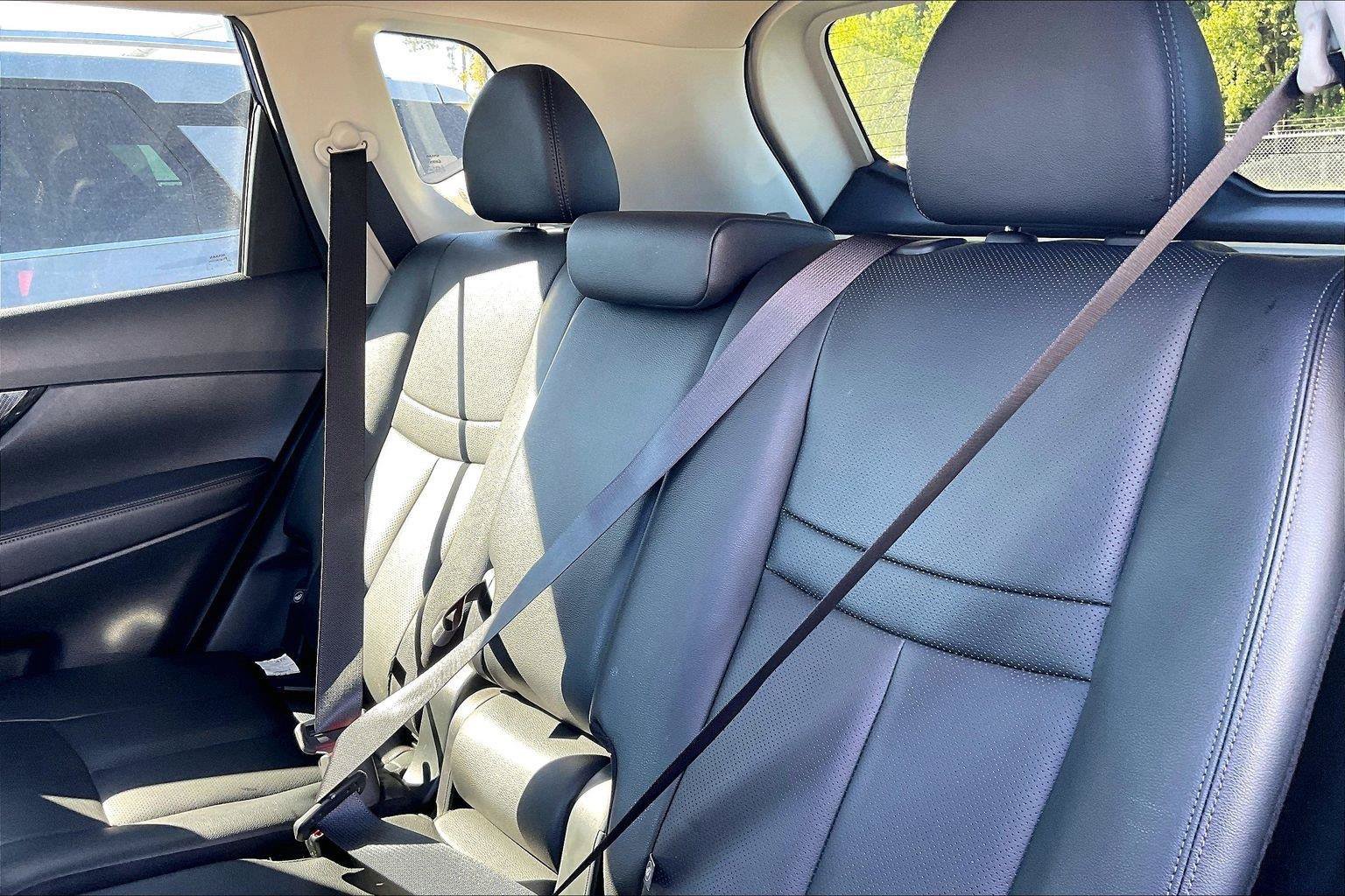 Used 2020 Nissan Rogue SL FWD image 5