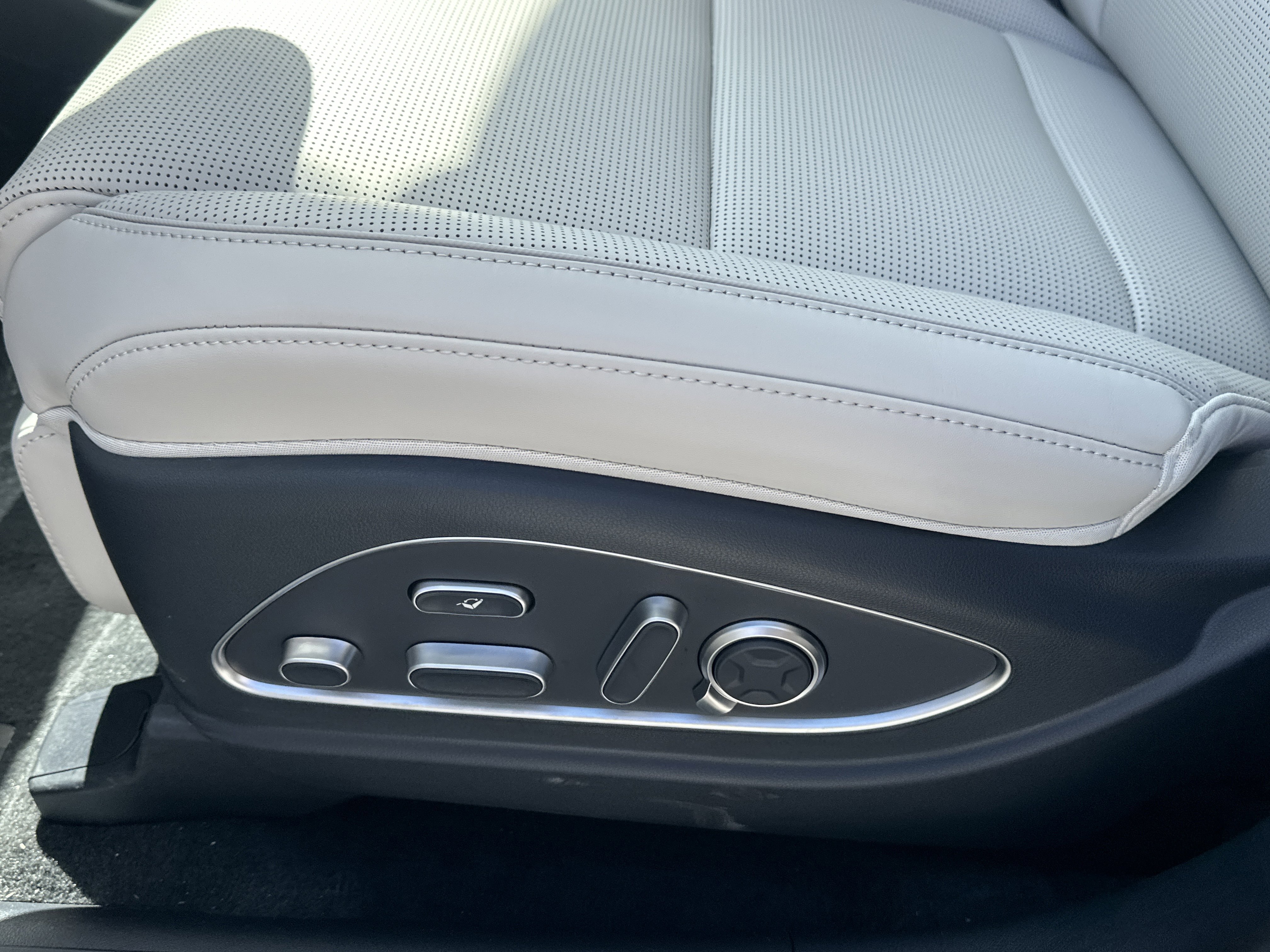 New 2026 Hyundai Palisade Calligraphy FWD image 19