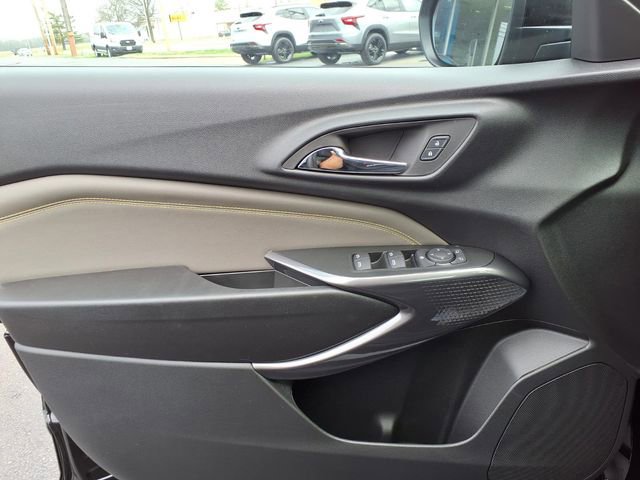 New 2026 Chevrolet Trax ACTIV w/ Driver Confidence Package FWD image 17