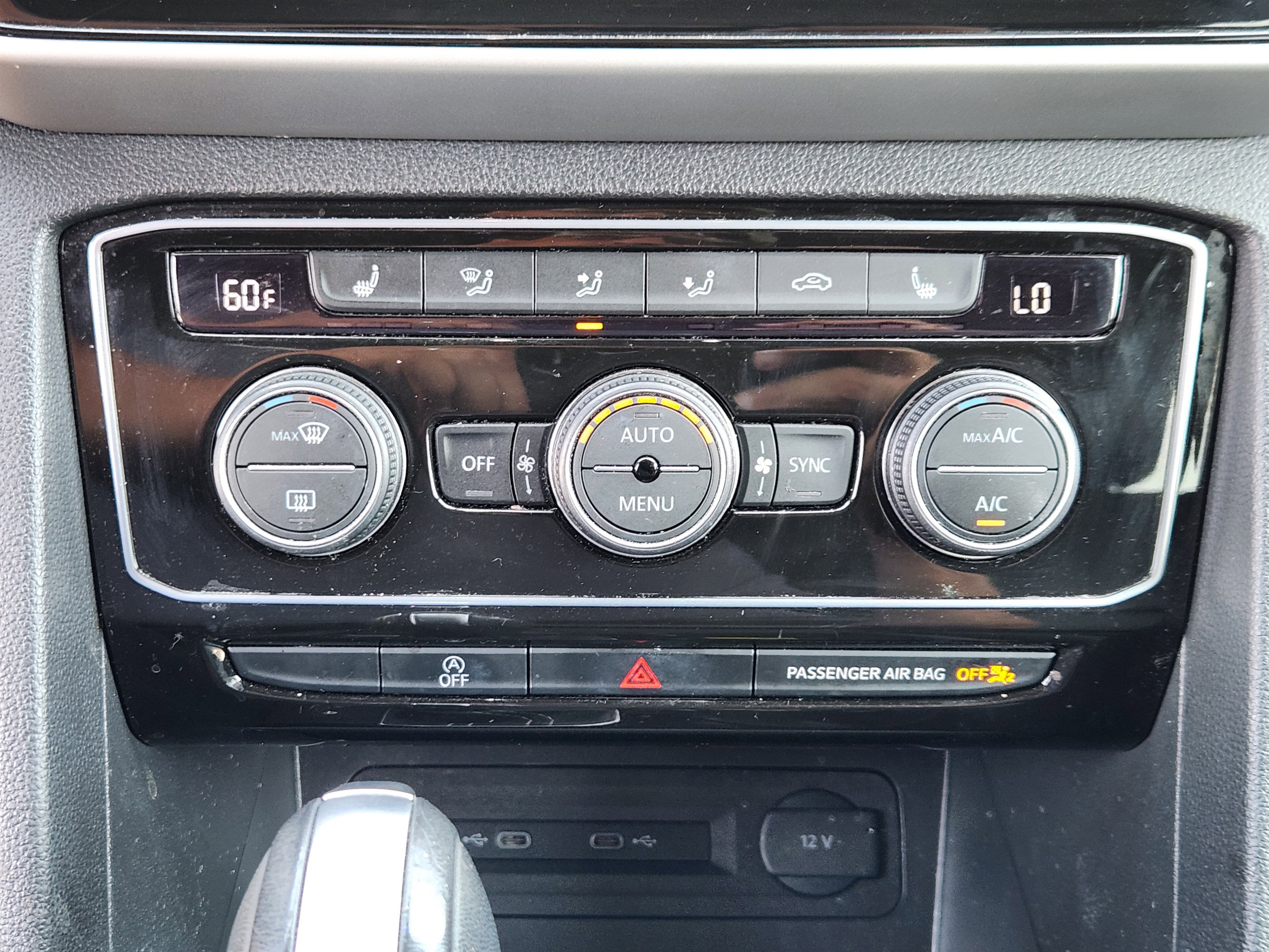 Used 2022 Volkswagen Atlas Cross Sport SE image 20