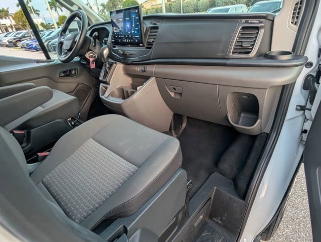 Used 2023 Ford Transit 350 XLT image 15