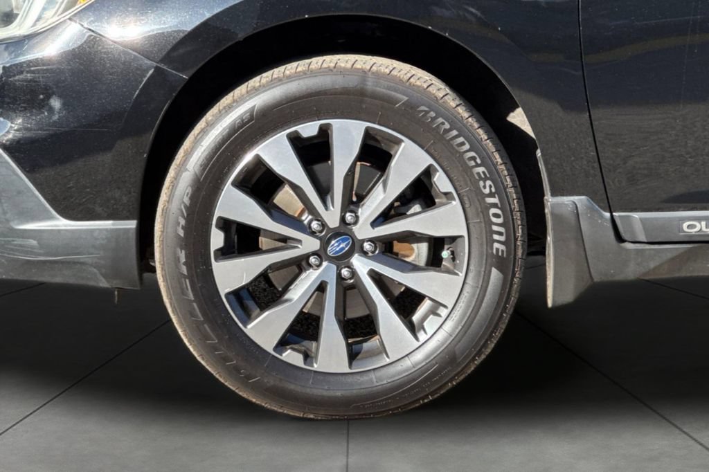 Used 2015 Subaru Outback 2.5i Limited AWD/4WD image 32