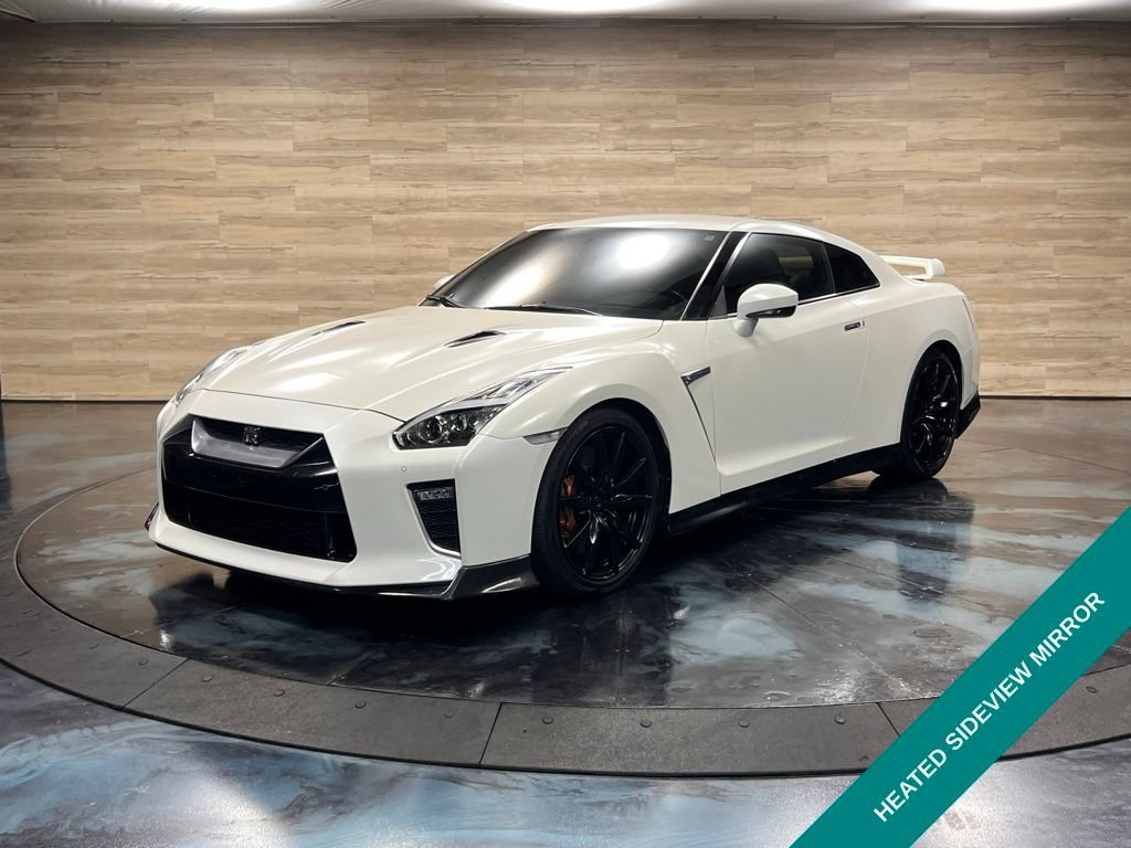 Used 2020 Nissan GT-R Premium AWD/4WD image 6