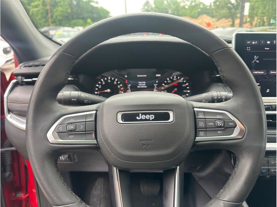 Used 2023 Jeep Compass Limited AWD/4WD image 17