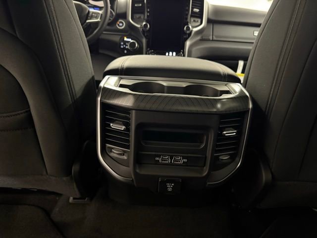 New 2026 RAM 1500 Big Horn AWD/4WD image 17
