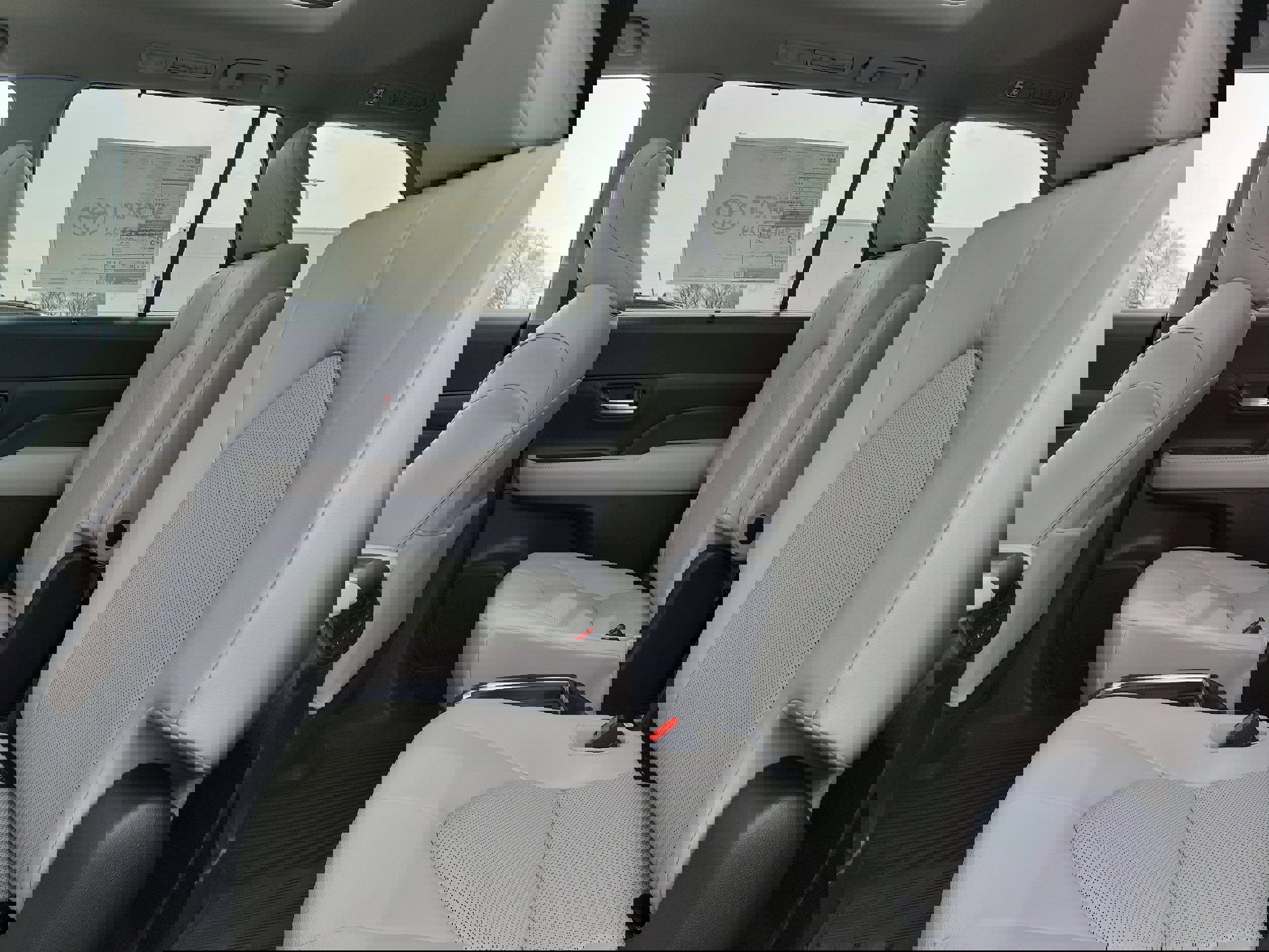 New 2026 Toyota Grand Highlander XLE image 10