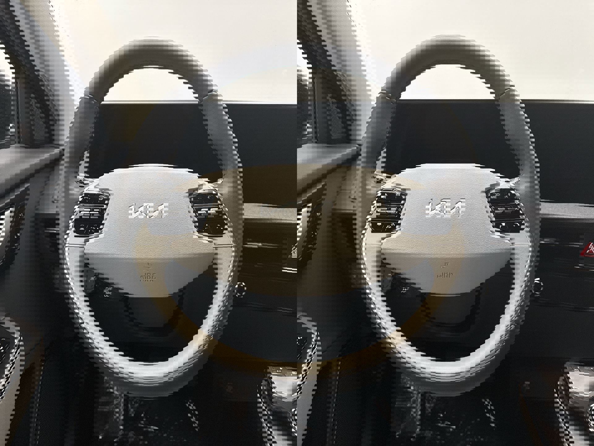 Used 2024 Kia EV6 Wind image 12