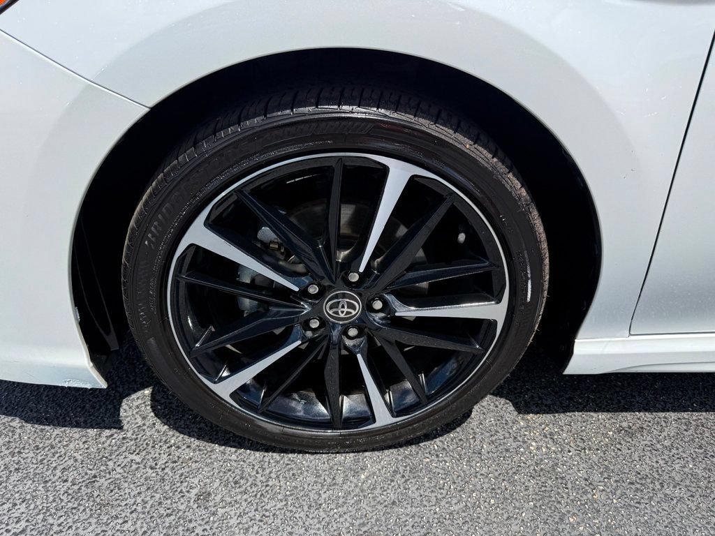 Used 2020 Toyota Camry XSE FWD image 38