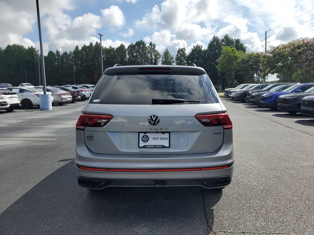 Used 2022 Volkswagen Tiguan SE R-Line AWD/4WD image 5