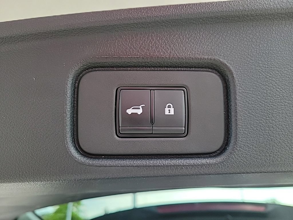 Used 2023 Nissan Pathfinder Platinum AWD/4WD image 20
