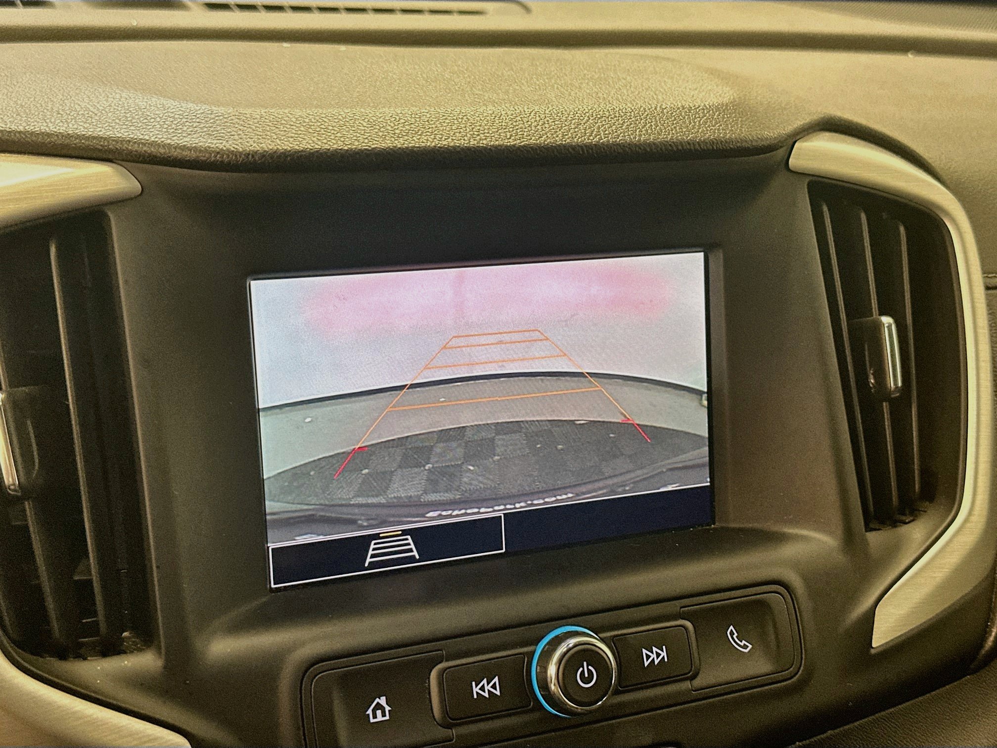 Used 2024 GMC Terrain SLE AWD/4WD image 23