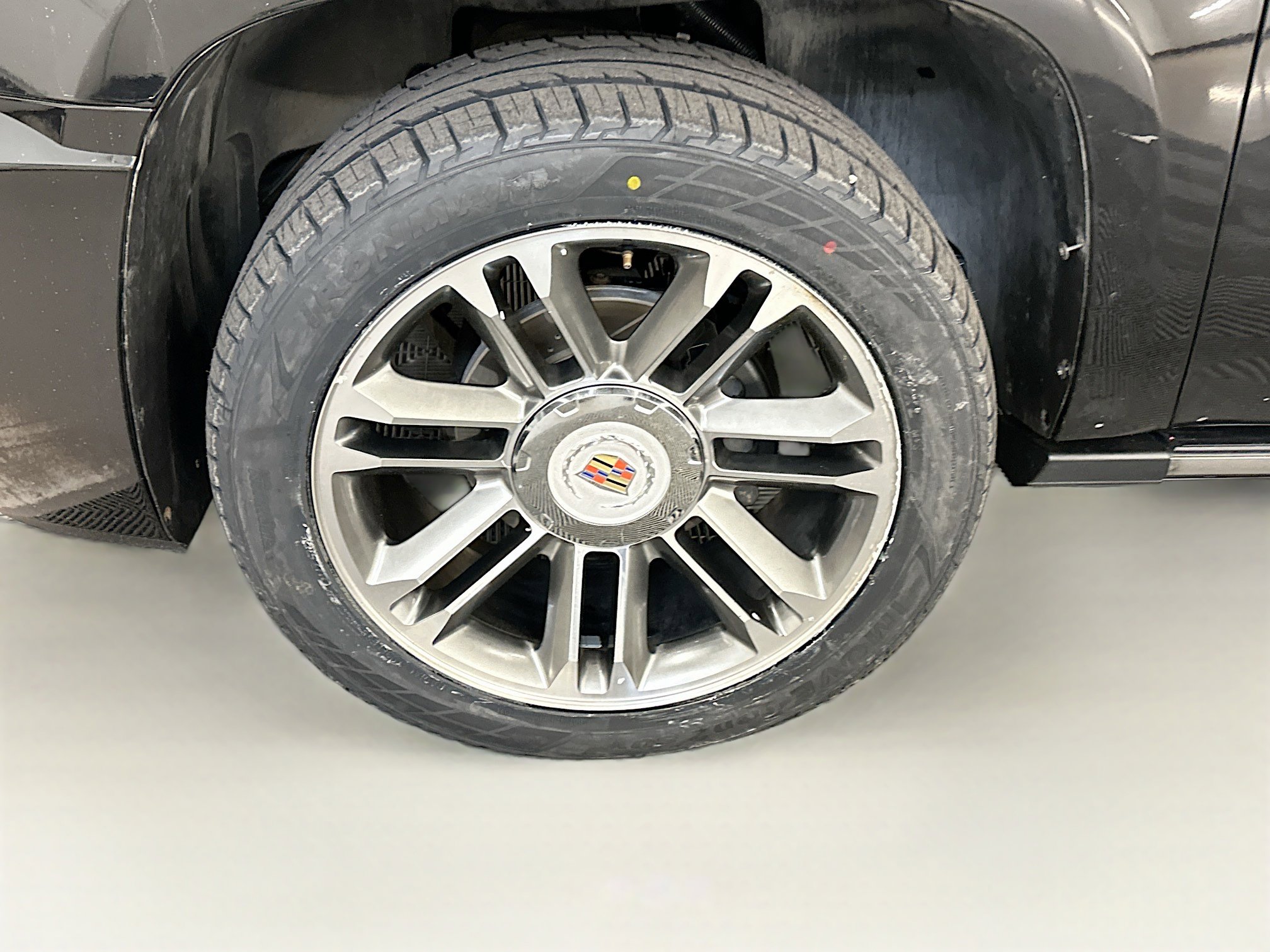 Used 2012 Cadillac Escalade Premium image 11