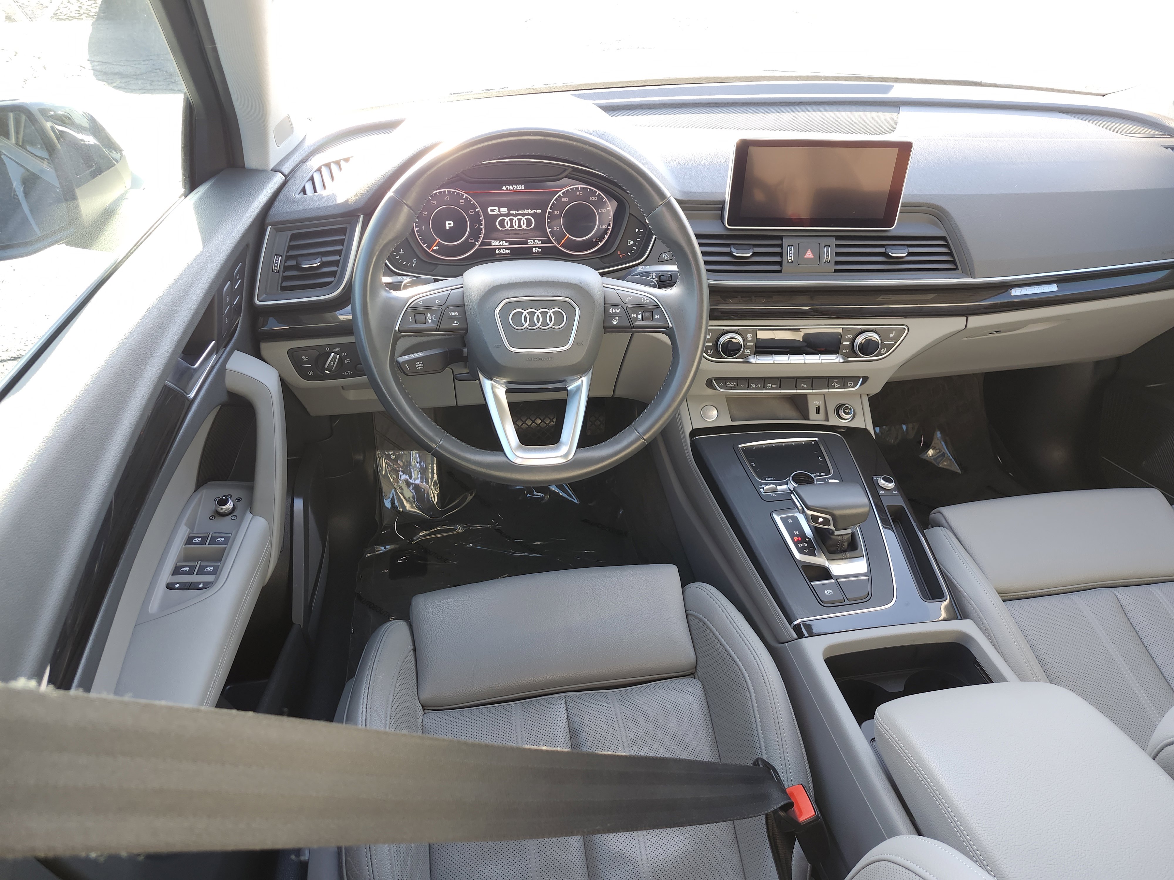 Used 2019 Audi Q5 2.0T Premium Plus w/ Premium Plus Package image 29