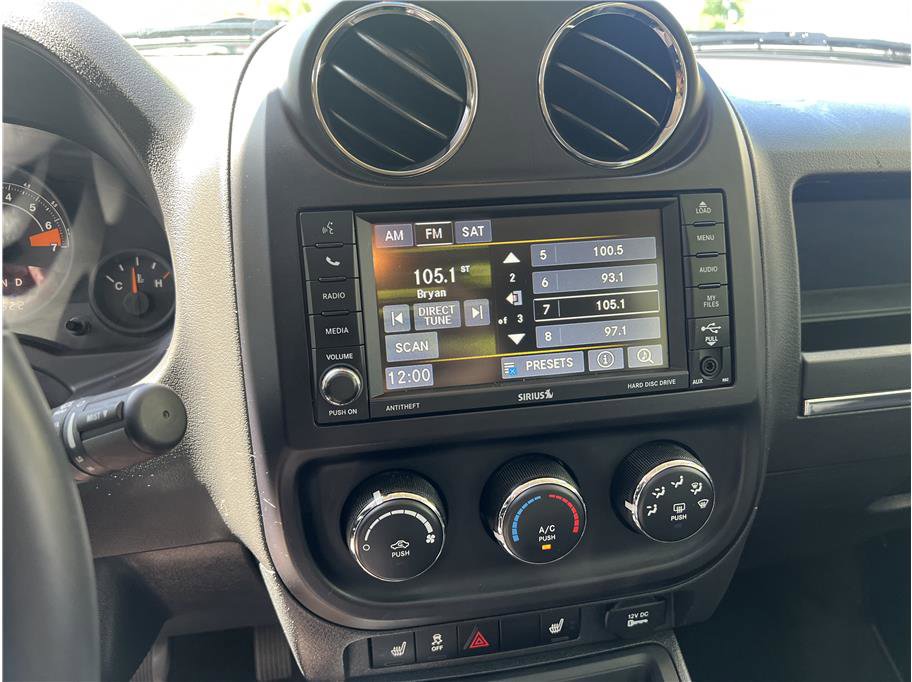 Used 2015 Jeep Patriot High Altitude image 15