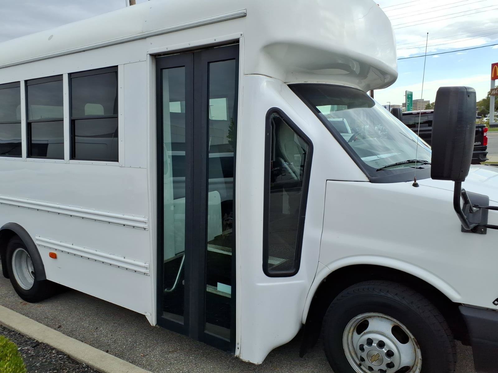 Used 2014 Chevrolet Express 3500 w/ School Bus Package RWD image 7