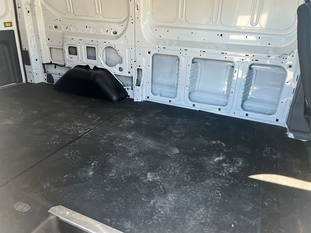 Used 2024 Ford Transit 150 Low Roof AWD image 25