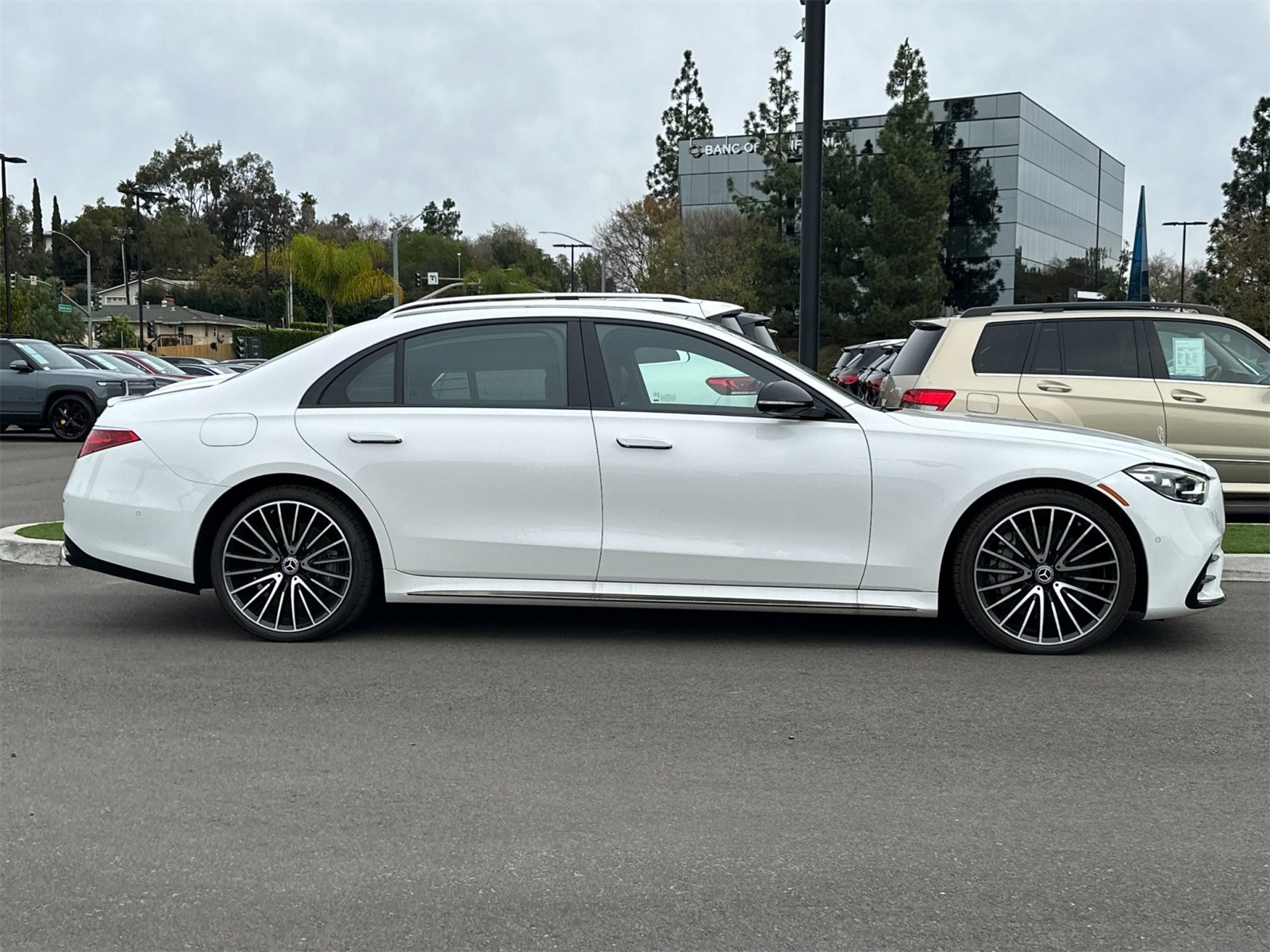 Used 2024 Mercedes-Benz S 580 S 580 image 2