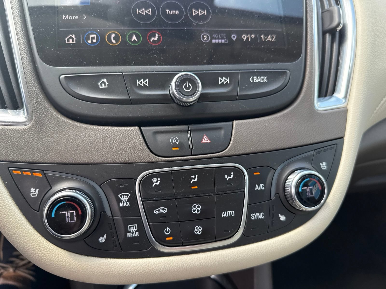 Used 2024 Chevrolet Malibu LT FWD image 7