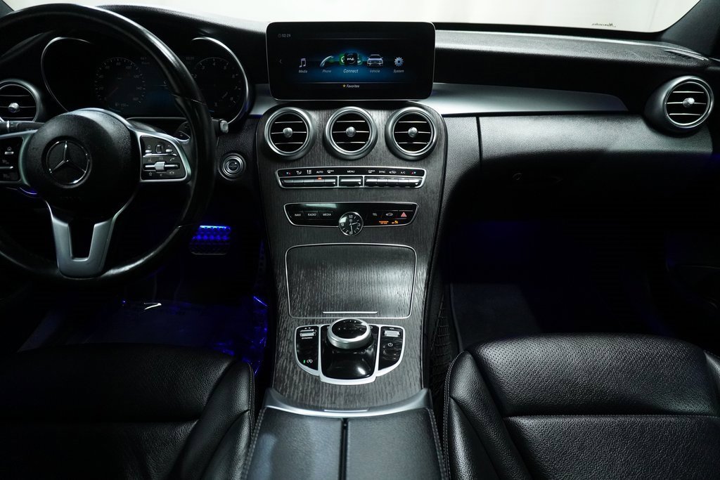 Used 2020 Mercedes-Benz C 300 4MATIC Sedan image 19