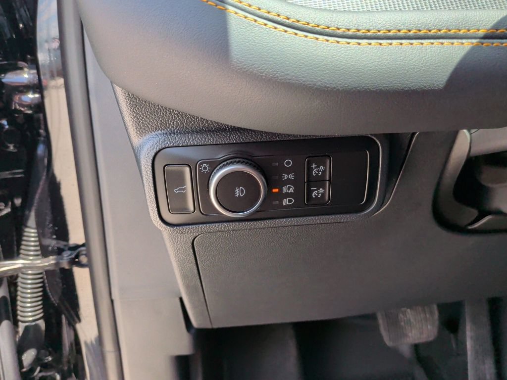Used 2026 Ford Explorer Tremor w/ Tremor Ultimate Package AWD/4WD image 16