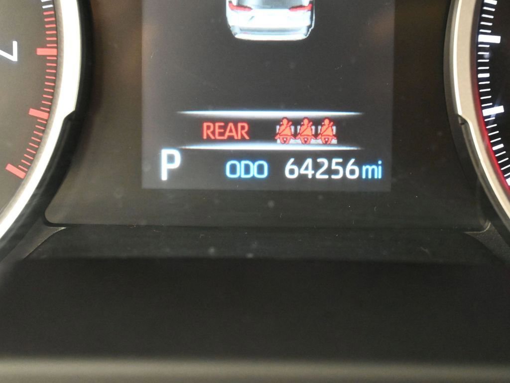 Certified 2022 Toyota RAV4 LE AWD/4WD image 18